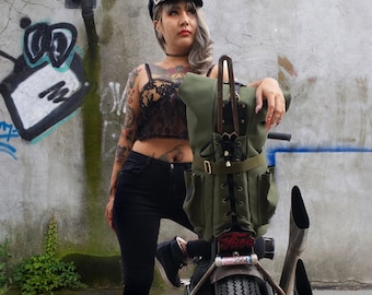 Sissybar Bag Waxed Canvas Chopper Bobber Harley Davidson | R9Kustoms Military Green