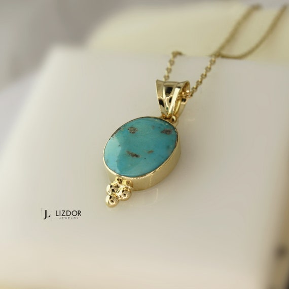 In outlet style joyeria