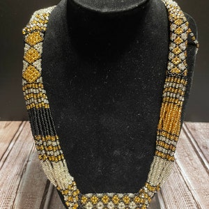 Vintage Glass Seed Bead Ndebele Necklace