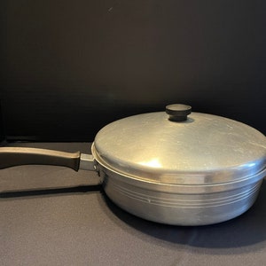 Vintage Aluminum Skillet with Lid