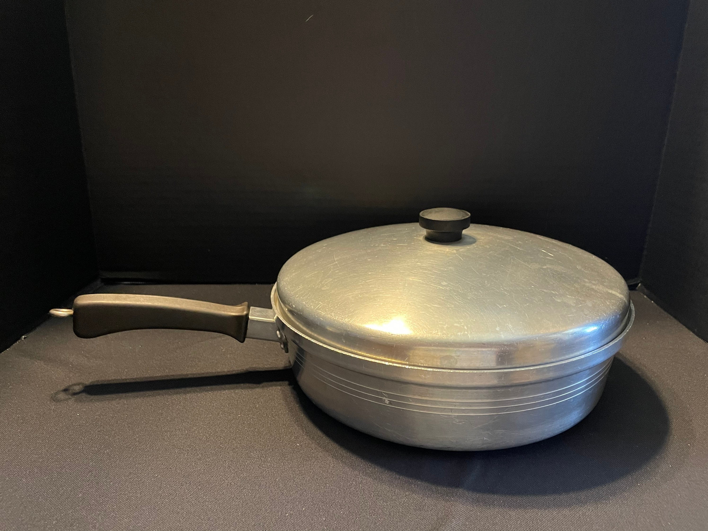 Vintage Magnalite Cookware Pot Collection - Cookware Sets - Bellevue,  Washington