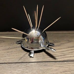 Vintage Irvin Ware Chrome Turtle Hors d&#39;Oeuvre Holder