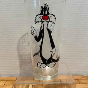 1973 Pepsi Collector Series Sylvester the Cat Drinking Glass