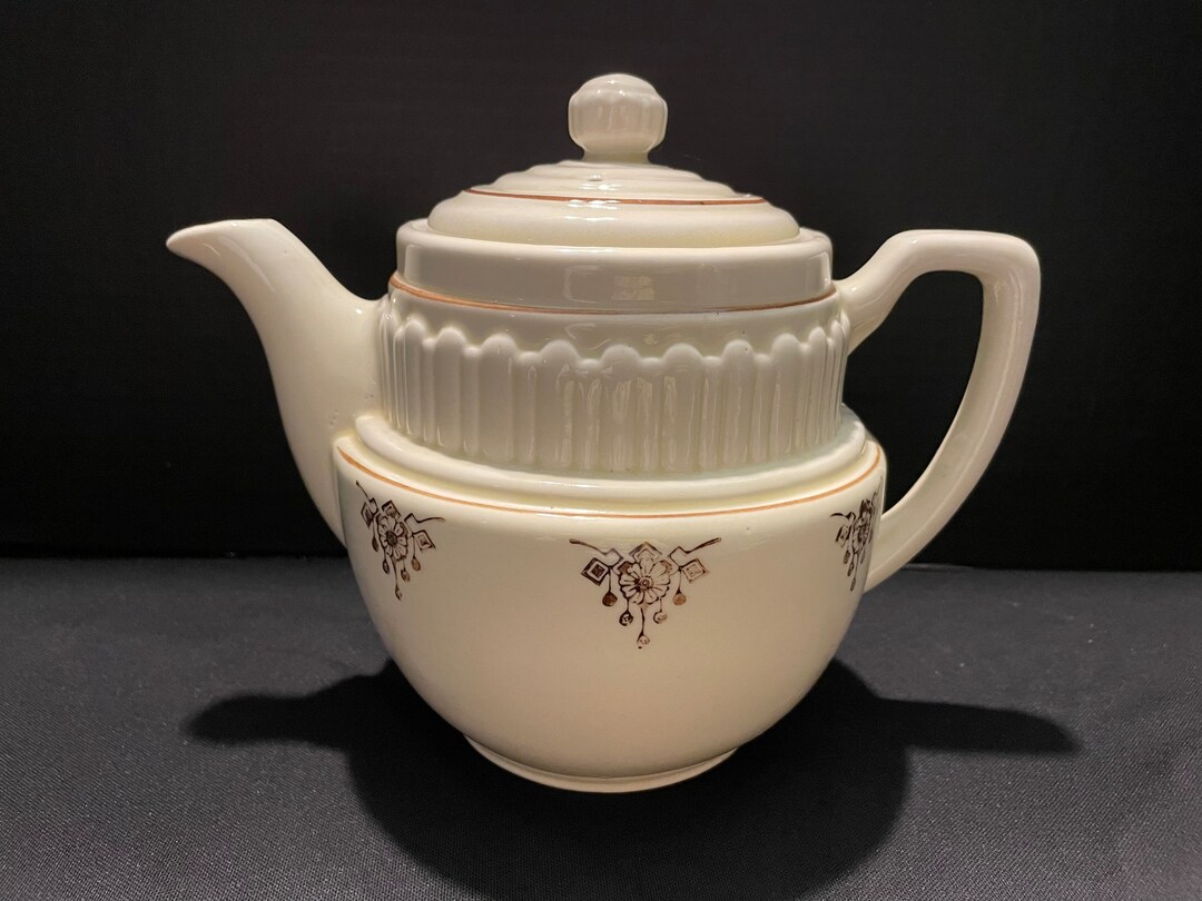 1950 Porcelier Vitreous China Cattails Teapot Etsy