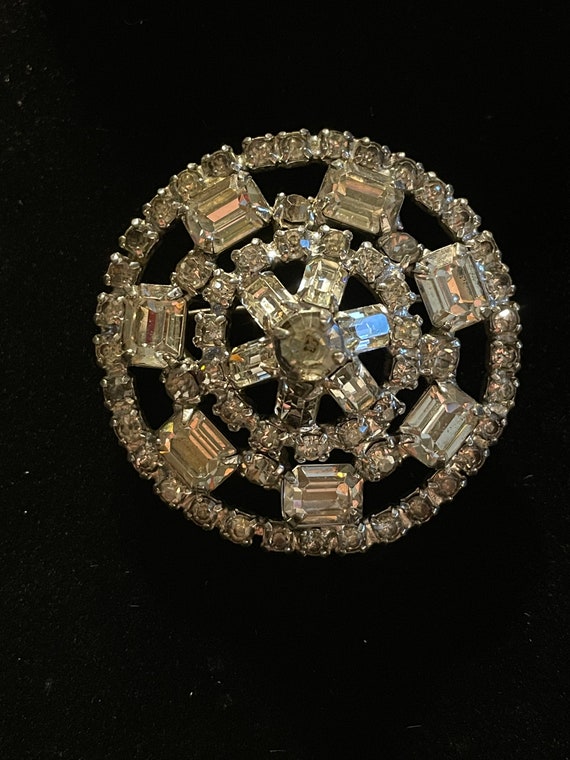 1930/1940 Austrian Crystal Art Deco Style Brooch - image 5