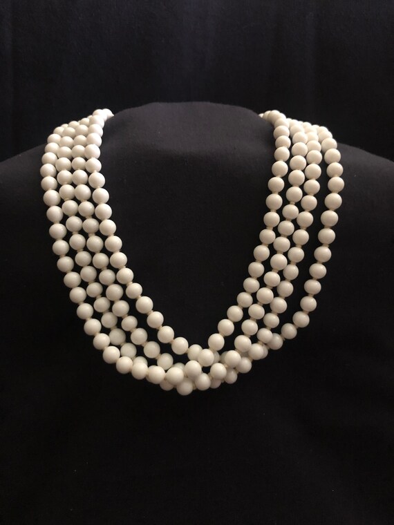 Vintage 4-Strand White Plastic Beaded Necklace - image 5