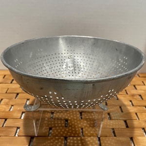 Vintage Aluminum Strainer/Colander