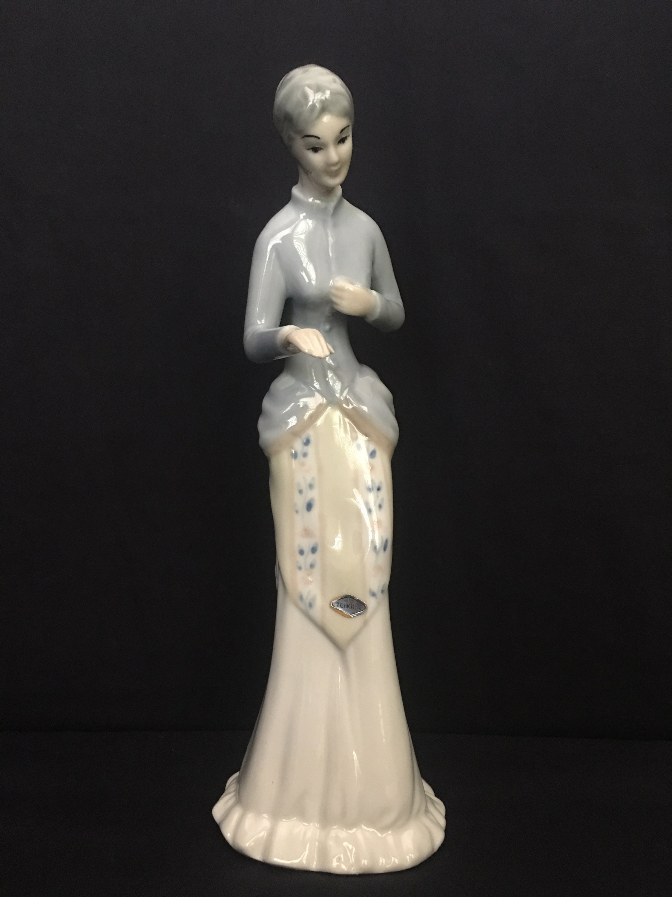 Tengra Porcelain Woman Figurine Etsy UK