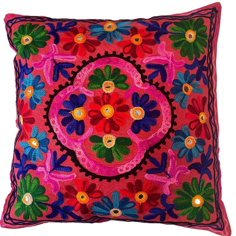 Housses de coussin cachemire, laine Suzani, broderie indienne, miroirs, étui bohème, 40 x 40 centimètres carrés, vendeur britannique Boho Takiya Red