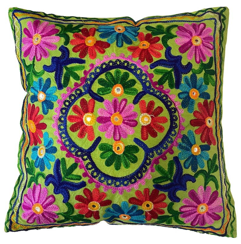 Housses de coussin cachemire, laine Suzani, broderie indienne, miroirs, étui bohème, 40 x 40 centimètres carrés, vendeur britannique Boho Takiya Green