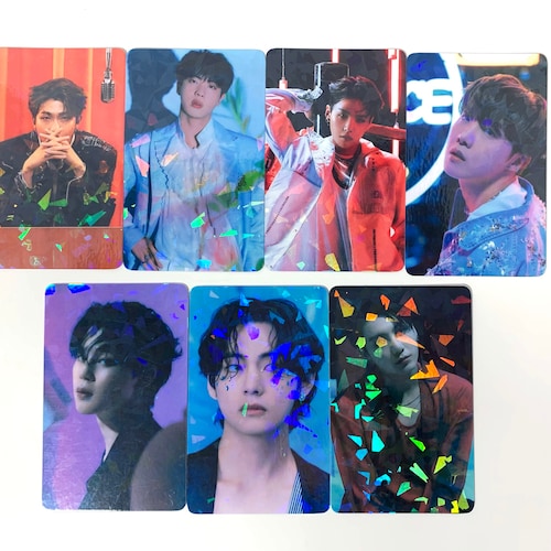 BTS MEMORIES OF 2017 DVD（D464） Amazon.com: BigHit BTS Memories of 2017 DVD 5DVD+Photobook+