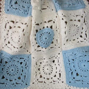 HANDMADE CROCHET BABY Blanket Chunky Blue / White Motifs