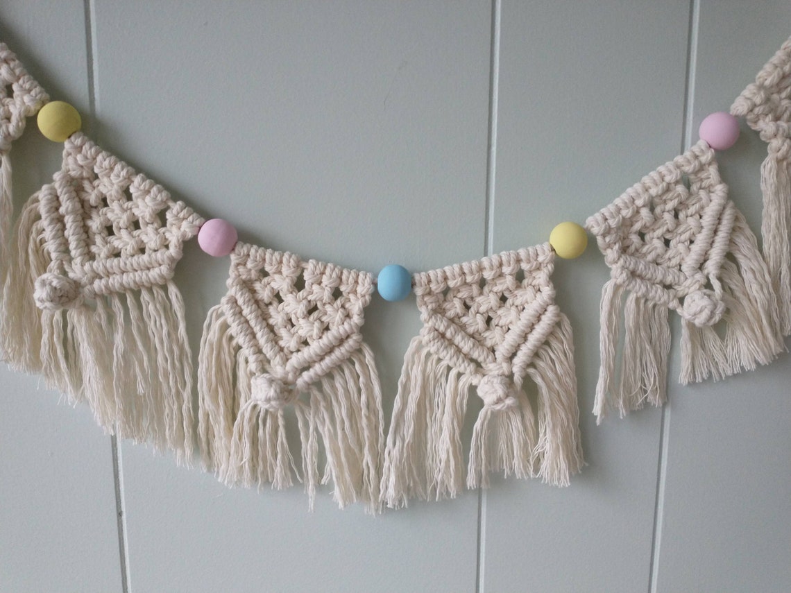 Boho Makramee Frühling Girlande / Boho Kindergarten Girlande / | Etsy