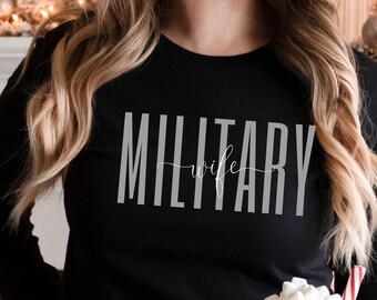 Military wife long sleeves T-shirt/military wife shirt/military wife tee/Proud military wife gift/Deployment Gift/military Graduation gift