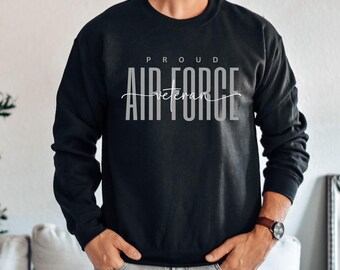 誇り高き退役軍人クルーネック スウェットシャツ/ミリタリー スウェットシャツ クルーネック/ミリタリー スウェットシャツ/退役軍人へのギフト/退職祝いのギフト/ミリタリー ギフト