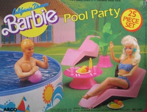 VIntage Mattel 1987 California Barbie Malibu Beach Party New