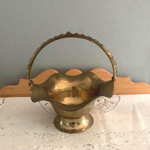 Vintage Brass Scalped Basket