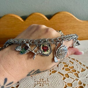 Bracciale vintage con ciondolo intrecciato in argento sterling, anni &#39;60/&#39;70