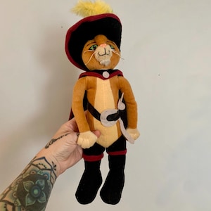 Shrek 2 Puss in Boots Stuffed Animal DreamWorks 2004 Plush Figurine