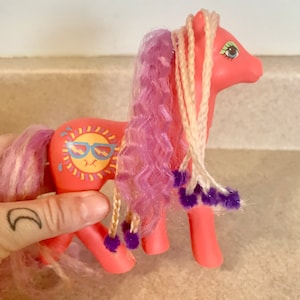 Giocattoli vintage My Little Pony G1 Sunsplasher Hasbro Nostalgia