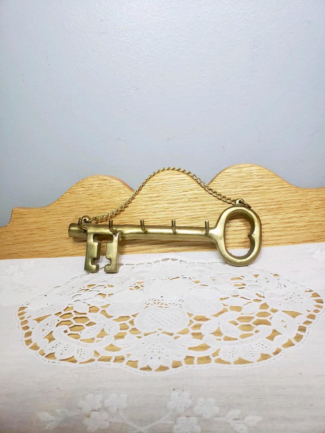 Vintage Brass Key Wall Hanging Key Holder Made in Taiwan - Etsy
