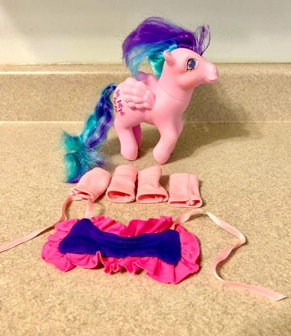 Vintage My Little Pony Pegasus G1 Twinkle Eyed Whizzer Pink Jewel Gem Eyes MLP - Etsy Vintage My Little Pony Pegasus G1 Twinkle Eyed Whizzer Pink Jewel Gem Eyes MLP - Etsy