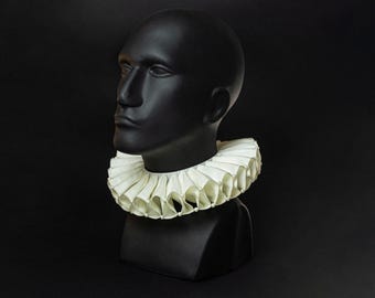 Theatrical Ivory Elizabethan collar - Historical Tudor ruffled gorguera- Renaissance fraise - Barocco ruff
