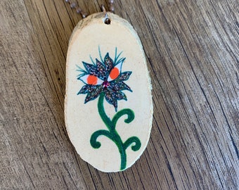 Enchanted Wood Flower Pendant - Mo