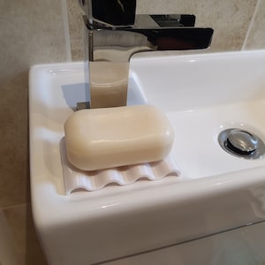 O So Simple Bathroom Sink / Bath Soap Dish Lots of Colours, 9cm by 6cm Wave Formation for Hygenic Drainage PLA. For small sinks. image 3