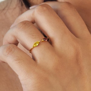 Anillo de piedra natal doble, anillo de piedra natal único, anillo de pareja de piedras preciosas, anillo de madre e hija, regalos de cumpleaños, regalo para mamá, regalo de Navidad