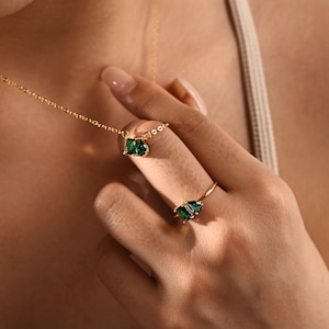 Anillo Toi et Moi de dos piedras, anillo único con piedra natal familiar, anillo con corte esmeralda y pera, regalo perfecto para parejas, regalo de Navidad