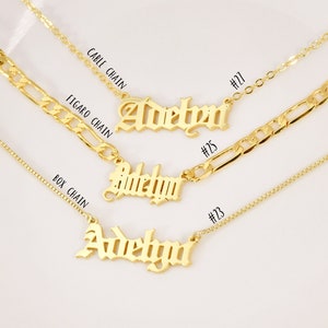 Collar personalizado con nombre en inglés antiguo, collar con nombre en inglés antiguo de 18K, collar con nombre de cadena Figaro, regalo personalizado para ella, resistente al agua