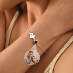 Custom Photo Projection Bracelet, Engraved Name Bracelet with Photo, Memorial Gifts for Loved Ones, Dainty Wedding Gift, Anniversary Gift