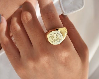 Gold Signet Ring, Personalized Signet Ring, Sterling Silver Signet Ring, Signet Monogram Ring, Initial Signet Ring, Engraved Letter Ring