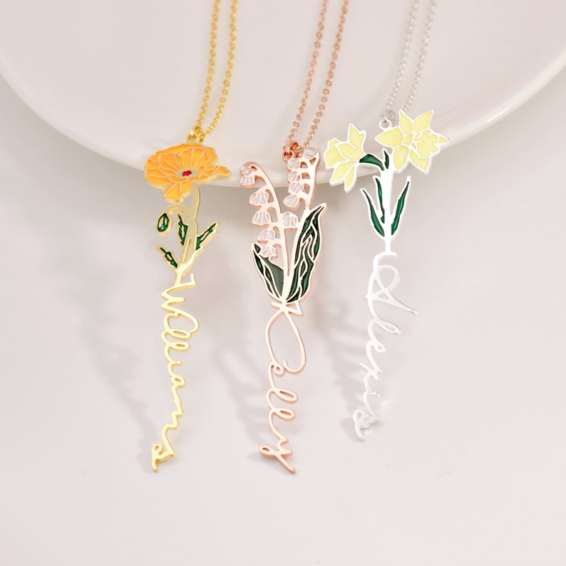 Name Necklace with Birth Flower, Personalized Dainty Flower Necklace, Customized Flower Jewelry, Gift for Her, Gift for Bridesmaid image 4