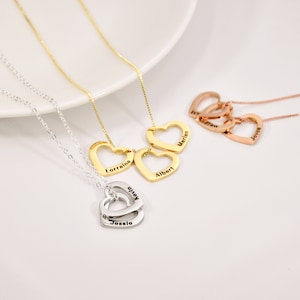 Heart Charm Name Necklace, Custom Heart Necklace, Heart Name Necklace, Custom Engraved Necklace, Necklace with Name, Sister Mother Gift