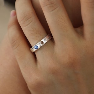 Anillo con huella de pata personalizado, nombre de mascota personalizado con piedra de nacimiento, regalo conmemorativo para mascotas, anillo apilable, regalo para mamá de mascota, regalo por la pérdida de un perro, anillo personalizado
