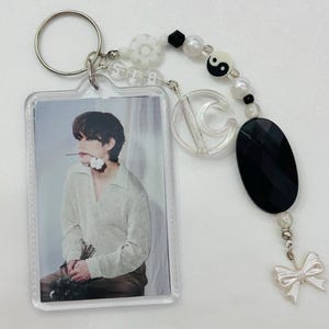 K-Pop Foto Karte Schlüsselanhänger, Kpop Kartenhalter, Taschenzubehör, Taschenanhänger, doppelseitiges Mitglied V - Tae und Jimin, BTS Armee