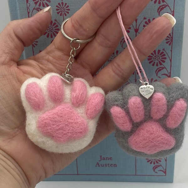 Needle felted paw prints, paw print key ring, paw print bag charm, pet hanging decoration, paw print Christmas tree decoration, Dog memorial