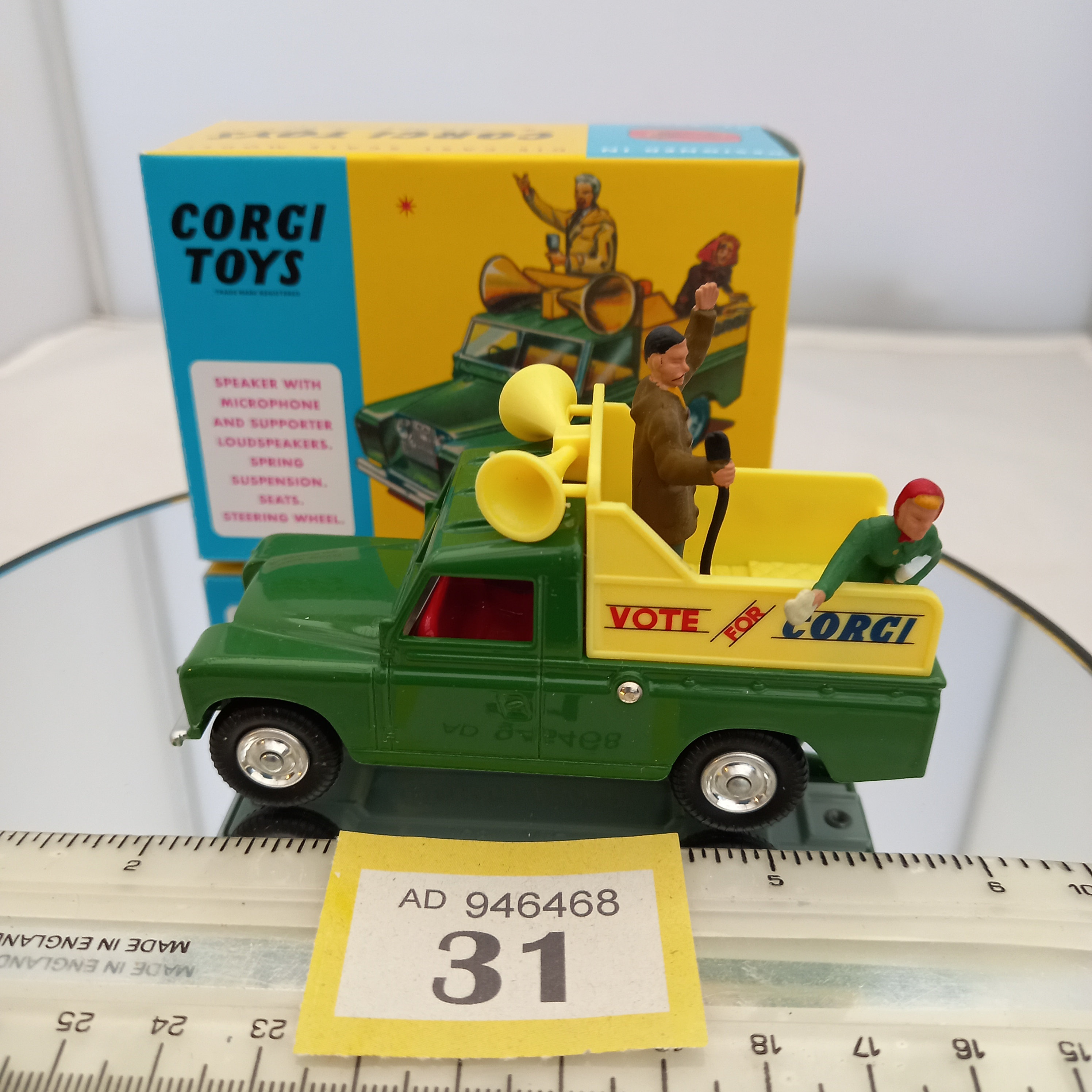 Land-Rover Public Address Vehicle (472) – Corgi Model Club USA
