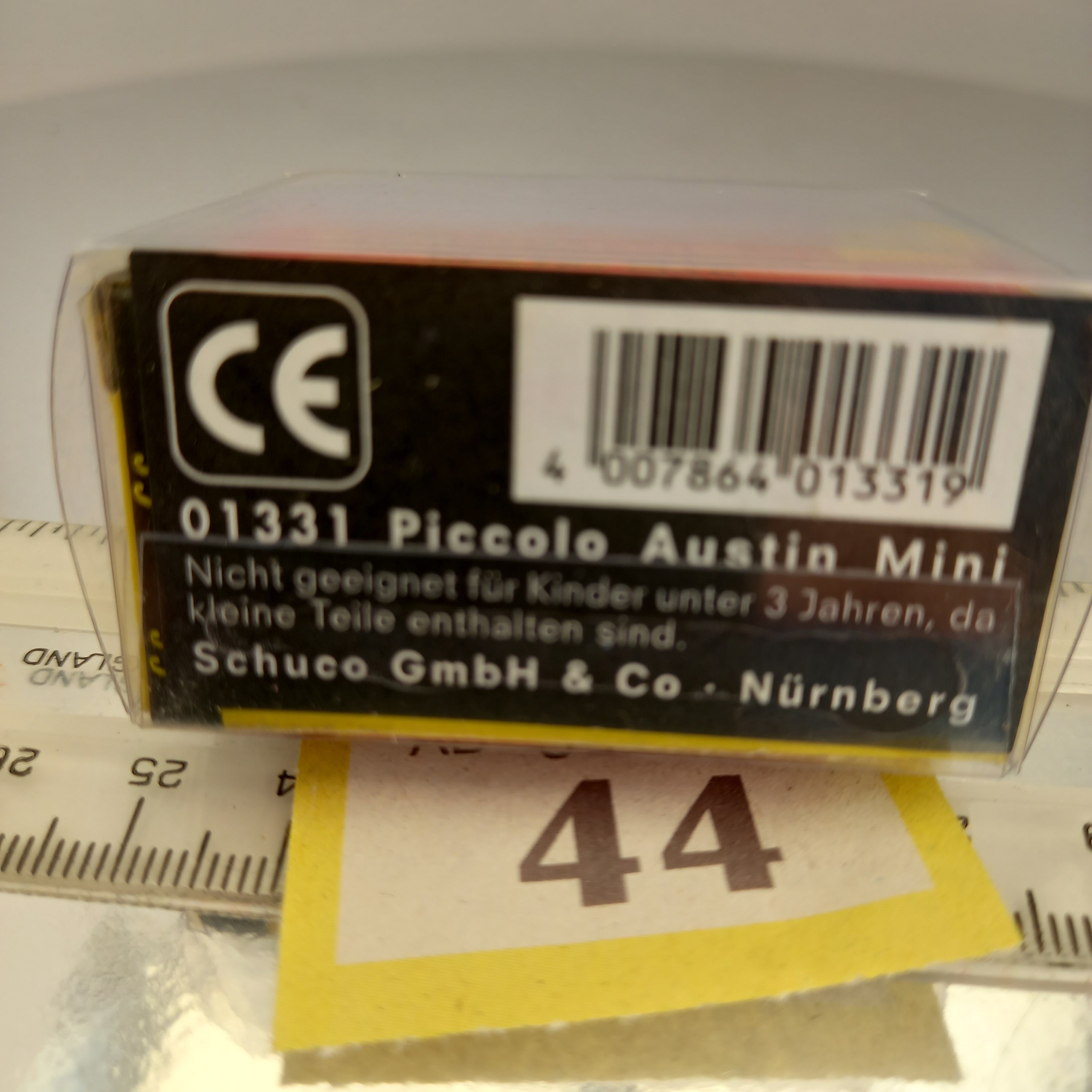 Schuco Piccolo 01331 Austin Mini Red Racing Number 177 1:90 Scale