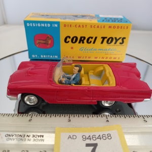 Corgi 215s Ford Thunderbird open sports Car Boxed as New