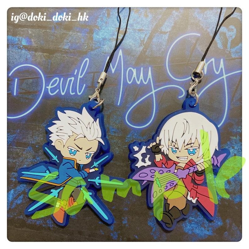 DMC Devil May Cry 3 Dante Vergil Rubber Strap keychain charm image 1