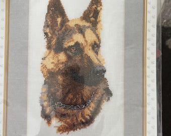 Shepard's Dog  Head Portrait Counted Cross Stitch Kit by Thea Gouveneur Kit 934. Finished Size 9 1/2" x 13"  (MIP)