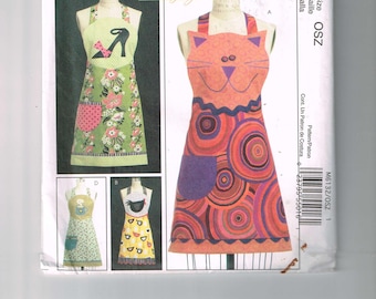 Apron Sewing Pattern: McCall's M6132, Cat, Hen, Shoe, Cup - S-XL