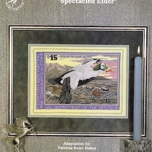 Edredon okularowy 1992 Federal Duck Stamp Counted Cross Stitch A Pegasus Publication Leaflet 352 dostosowany przez Patricię Rowe Dukes. Tylko wykres