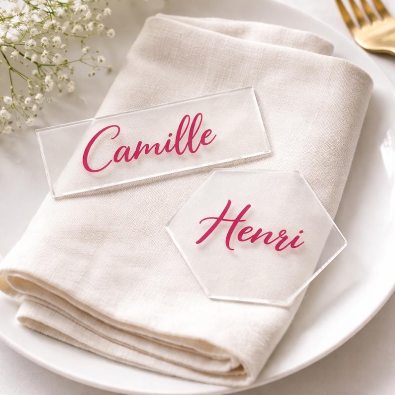 Marque-place acrylique personnalisé – Décoration table mariage moderne