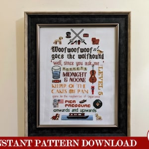 以下が含まれることがあります： 黒いフレームと白い背景のクロスステッチパターン。パターンには、「Woof woof woof goes the wolfhound」、「Midnight & Noone」、「Keeper of the Cakes of Pan」、「Pier Pressure」など、さまざまなカラフルなアイコンとテキストが含まれています。
