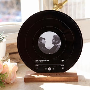 Romantic Personalized Record - Birthday Gift for Her - Anniversary Gift for Him Her - Couples Gifts - Valentines Gifts - Boyfriend Gifts