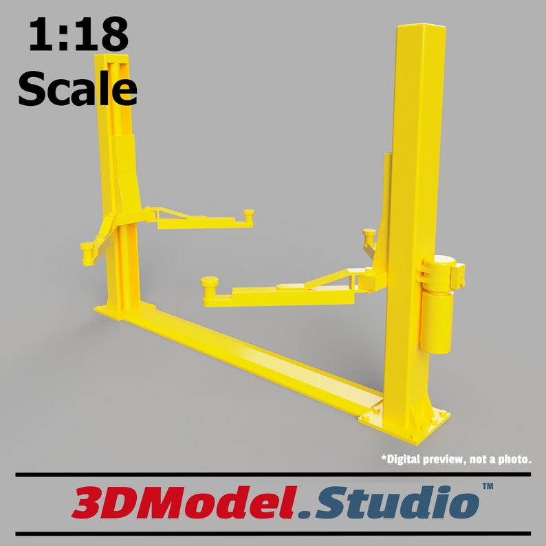 Puede incluir: Un modelo amarillo a escala 1:18 de un elevador de coches de dos postes. El elevador est&aacute; hecho de metal y tiene una base amarilla. El elevador est&aacute; en posici&oacute;n elevada.